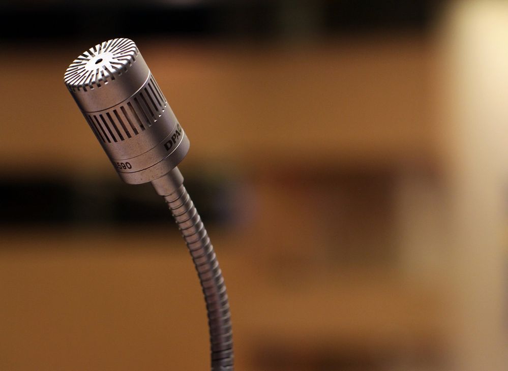 340731_microphone-2316268_1280.jpg