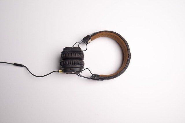 headphone-1868612_640.jpg