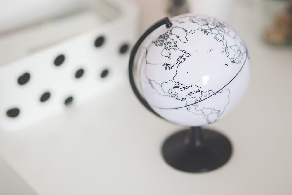 globe-791596_1920.jpg