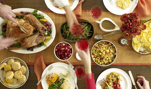 Dinner-table-with-Thanksgiving-foods.jpg