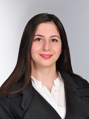 Dilara Avci_BNS_Headshot.jpg